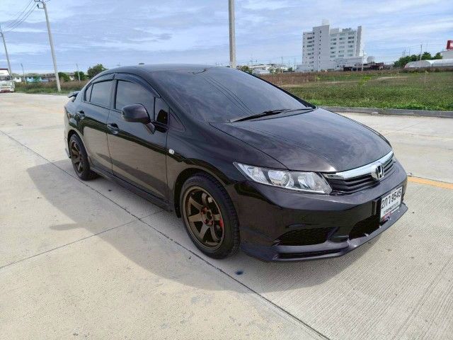 Honda Civic 2014 1.8 E i-VTEC Sedan เบนซิน เกียร์อัตโนมัติ ดำ รูปที่ 2