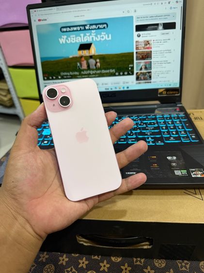 128 GB iPhone 15 128GB Pink เครื่องศูนย์แท้จอแท้ เดิมๆ กล้องสวย สแกนหน้าปกติ สอบถามเพิ่มเติมได้คัฟ