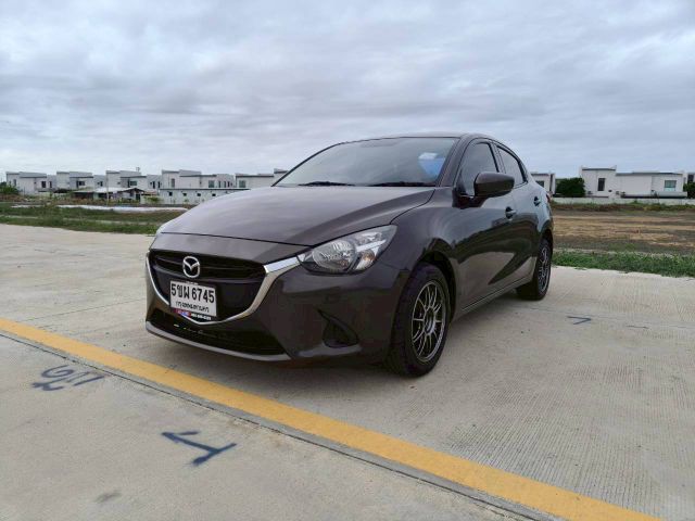 รถ Mazda Mazda 2 1.3 High Connect สี น้ำตาล