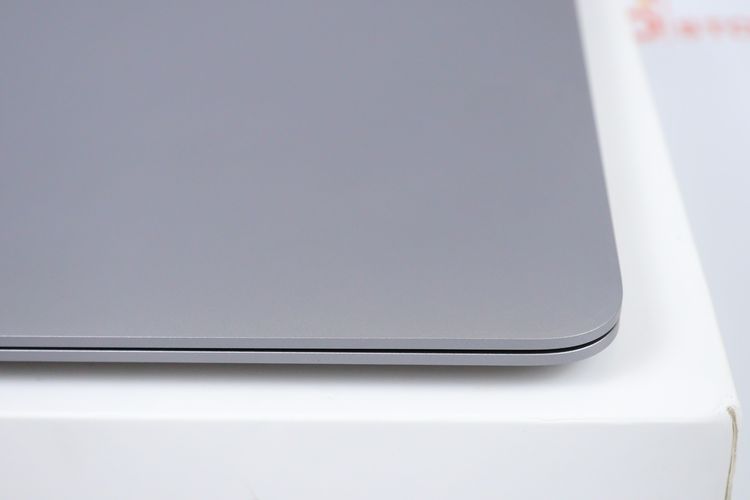 MacBook Air Core i5 2019 13" 8.256GB รูปที่ 7