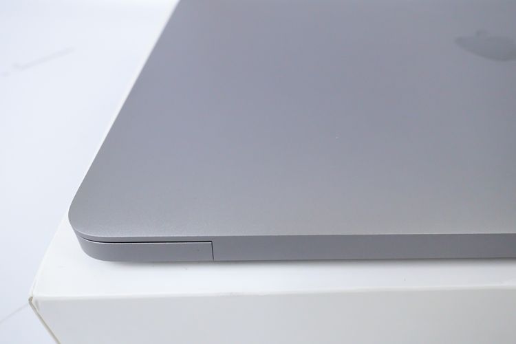 MacBook Air Core i5 2019 13" 8.256GB รูปที่ 11