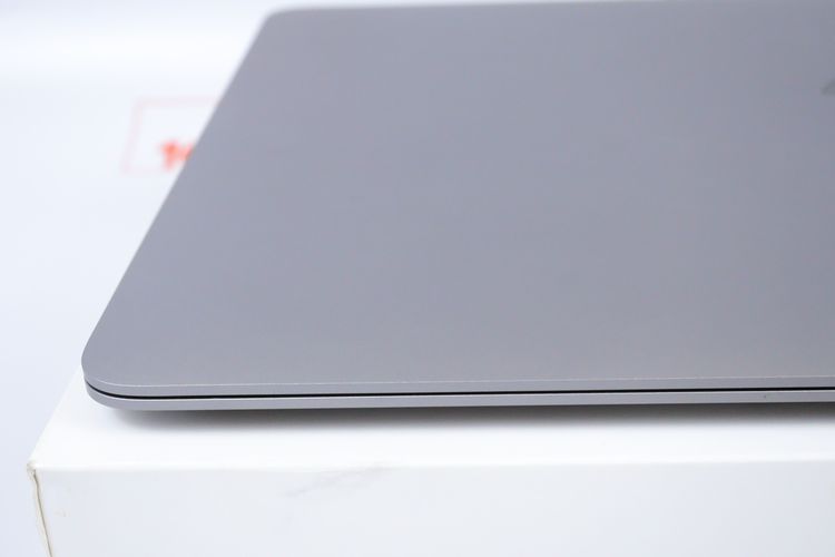 MacBook Air Core i5 2019 13" 8.256GB รูปที่ 6