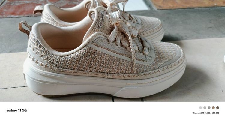 รองเท้าskechers รูปที่ 9