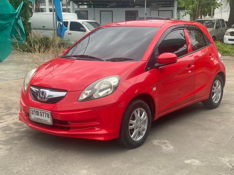 Honda Brio 2014 1.2 V Sedan เบนซิน ไม่ติดแก๊ส เกียร์อัตโนมัติ แดง รูปที่ 2
