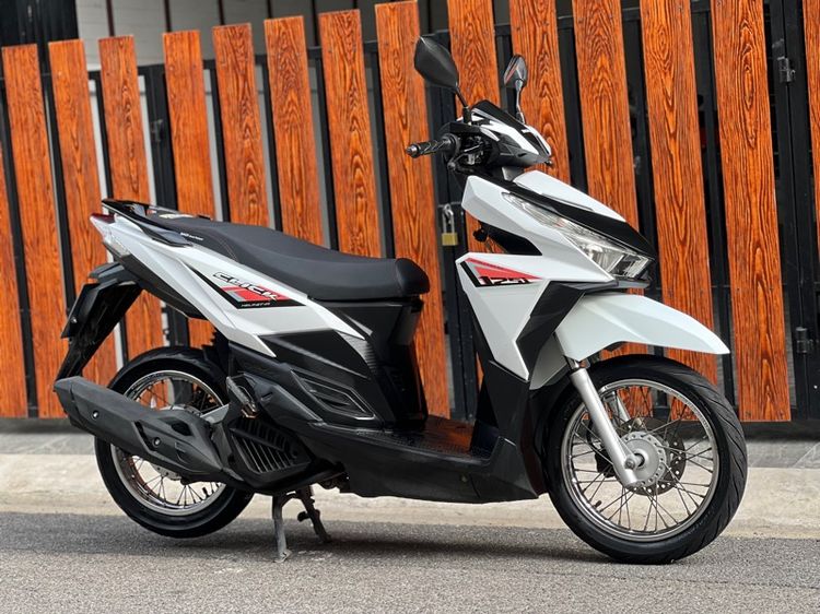Click125i 2014 รูปที่ 2