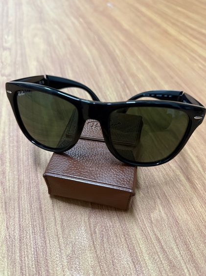 Ray-ban Folding wayfarer สภาพสวยมาก