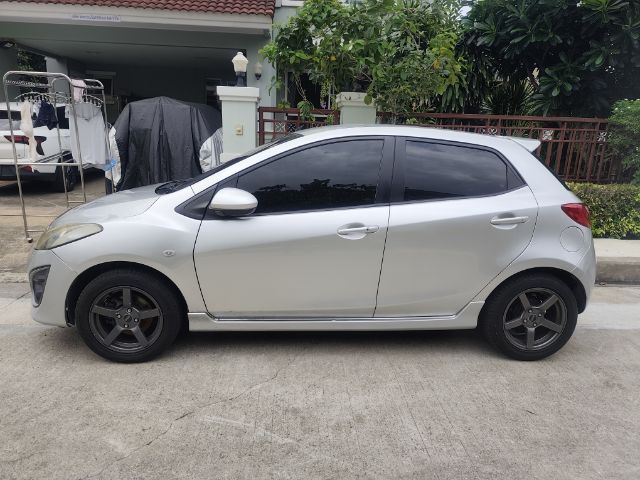 Mazda Mazda 2 2010 1.3 Sedan เบนซิน LPG เกียร์อัตโนมัติ บรอนซ์เงิน รูปที่ 3