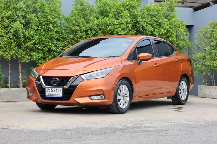 รถ Nissan Almera 1.0 VL สี ส้ม
