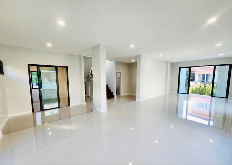 บ้านเดี่ยว ลัดดารมย์ ปิ่นเกล้า  85.5 ตร.ว. ติดถนนกาญจนาภิเษก รูปที่ 4
