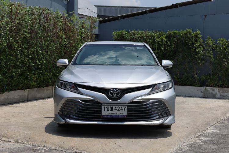 Toyota Camry 2020 2.0 G Sedan เบนซิน ไม่ติดแก๊ส เกียร์อัตโนมัติ เทา รูปที่ 3