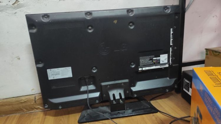 TV. LG. 32นิ้ว (เสีย) 