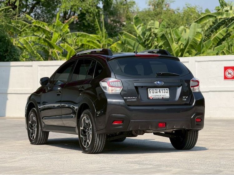 Subaru XV 2016 2.0 4WD Utility-car เบนซิน ไม่ติดแก๊ส เกียร์อัตโนมัติ ดำ รูปที่ 4