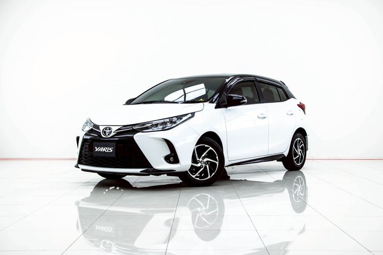 Toyota Yaris 2022 1.2 Sport Premium Sedan เบนซิน ไม่ติดแก๊ส เกียร์อัตโนมัติ ขาว