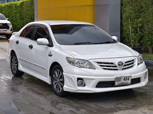 รถ Toyota Altis 1.8 G สี ขาว