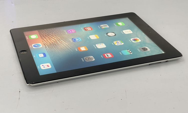 IPAD 3 32 GB ดูหนัง ฟังเพลง เล่นเกมส์ แบตนาน ใช้งานได้ดี ราคาถูกใจ รูปที่ 10