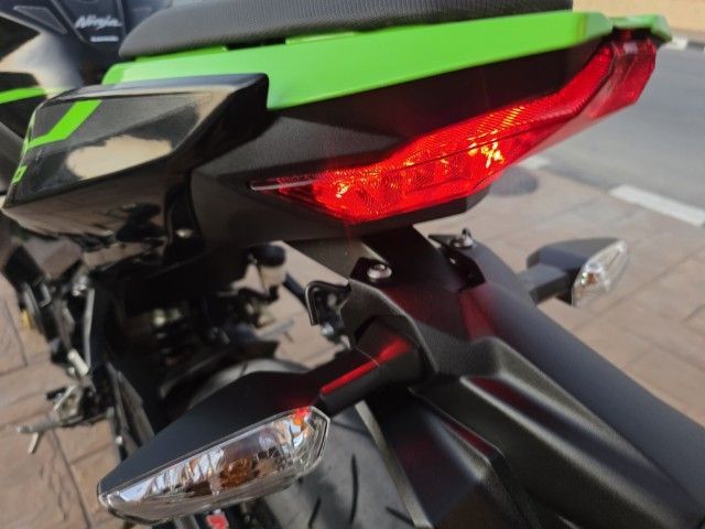 Ninja400 ปี2019 มือเดียวป้ายแดง ไมล์ 6,xxxโลเท่านั้น เล่มพร้อมโอน 081-6477-198 รูปที่ 8
