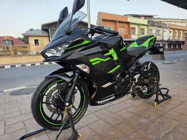 Ninja400 ปี2019 มือเดียวป้ายแดง ไมล์ 6,xxxโลเท่านั้น เล่มพร้อมโอน 081-6477-198 รูปที่ 3
