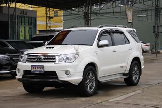 ื2010 Toyota FORTUNER 3.0 (ปี 08-11) TRD Sportivo 4WD SUV

