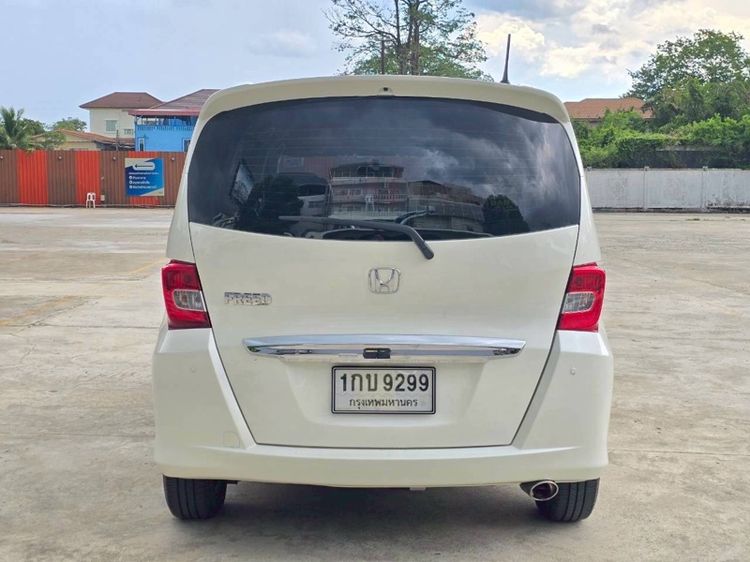 Honda Freed 2014 1.5 SE เบนซิน เกียร์อัตโนมัติ ขาว รูปที่ 4