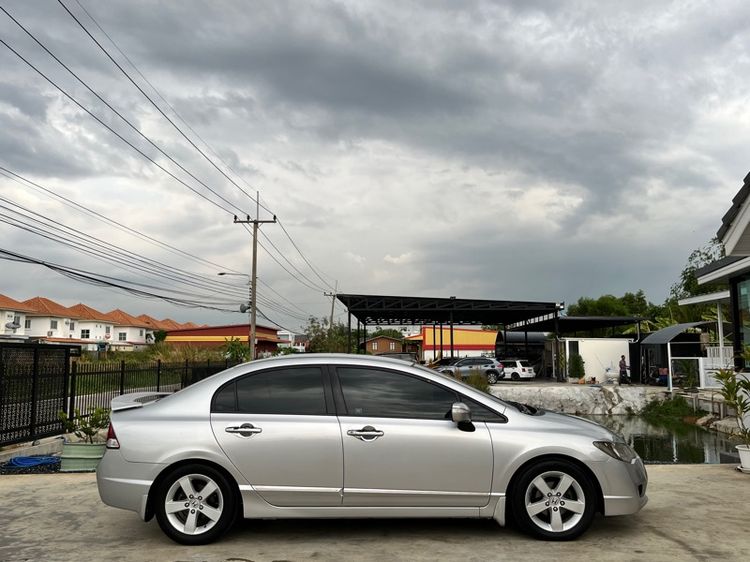 Honda Civic 2009 1.8 EL i-VTEC Sedan เบนซิน ไม่ติดแก๊ส เกียร์อัตโนมัติ บรอนซ์เงิน รูปที่ 4