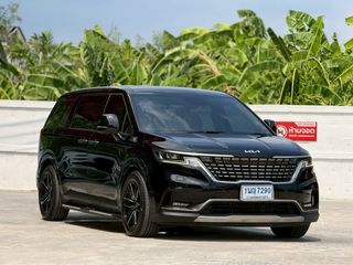2022 KIA CARNIVAL 2.2 EX สีดำ เครื่องยนต์ดีเซล รถสวยไมล์น้อย กุญแจสำรองคู่มือครบ วารันตีศูนย์ยังเหลือ