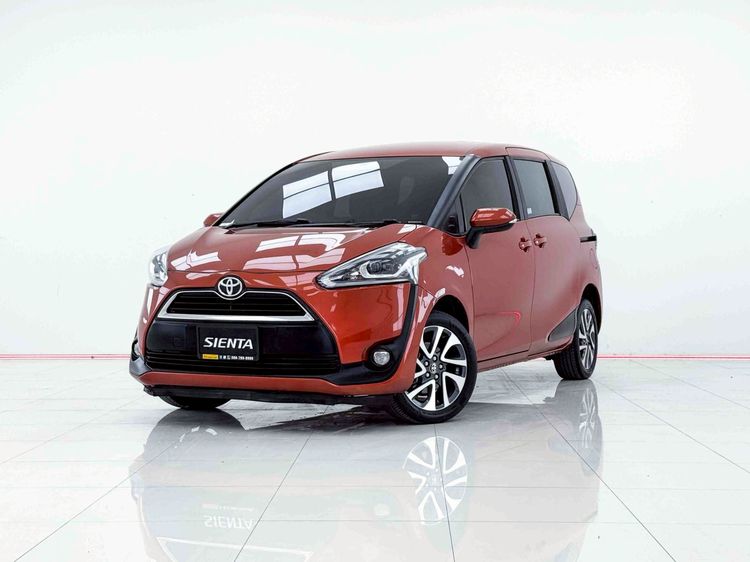 Toyota Sienta 2017 1.5 V Utility-car เบนซิน ไม่ติดแก๊ส เกียร์อัตโนมัติ ส้ม