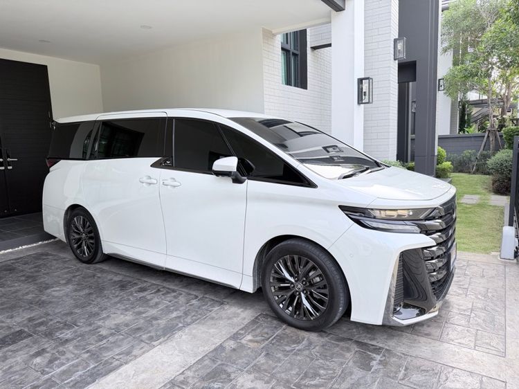 รถ Toyota Vellfire 2.4 Z สี ขาว