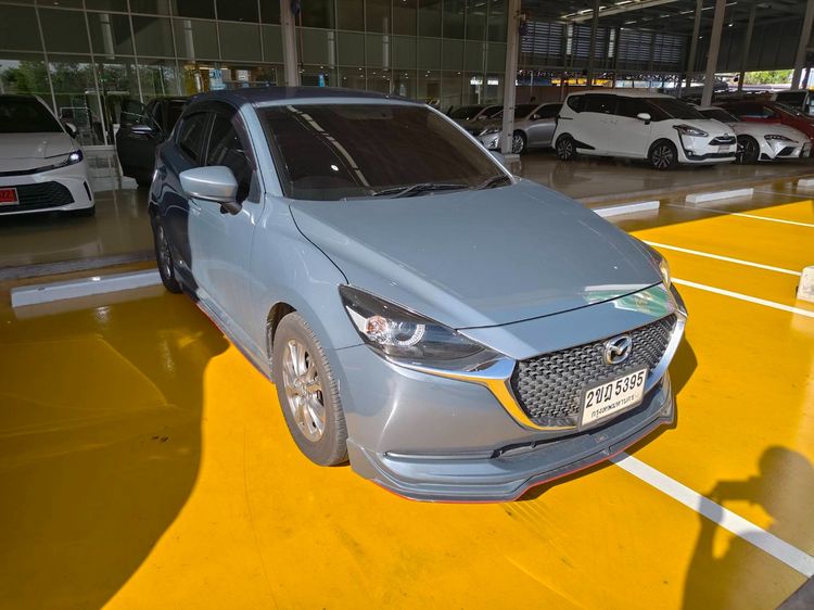 รถ Mazda Mazda 2 1.3 C Sports สี เทา