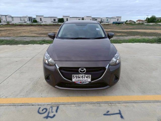 รถ Mazda Mazda 2 1.3 High Connect สี น้ำตาล