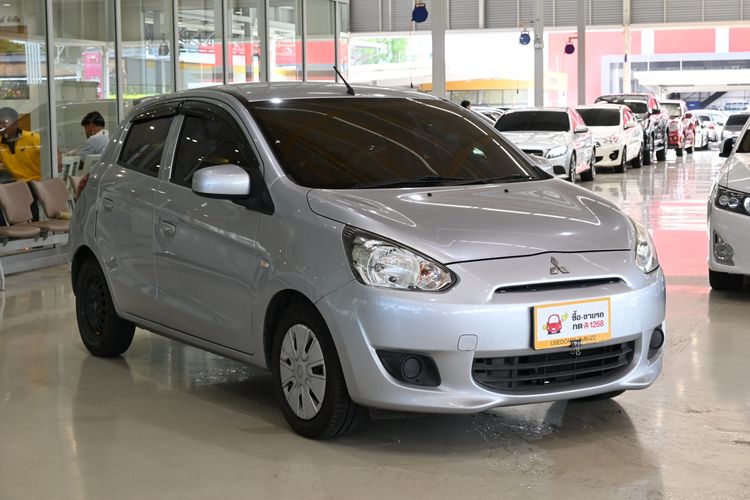 รถ Mitsubishi Mirage 1.2 GLX สี เทา