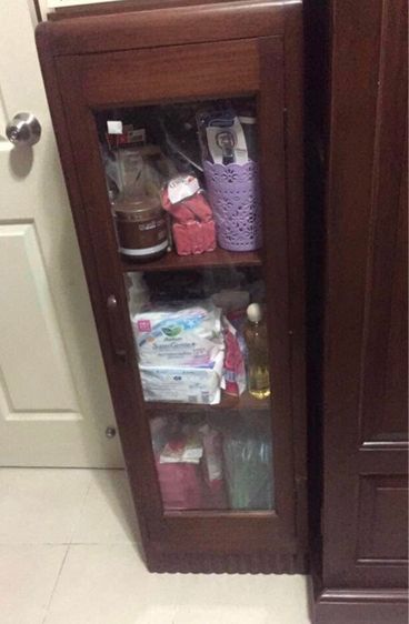 ตู้ไม้สักโบราณ