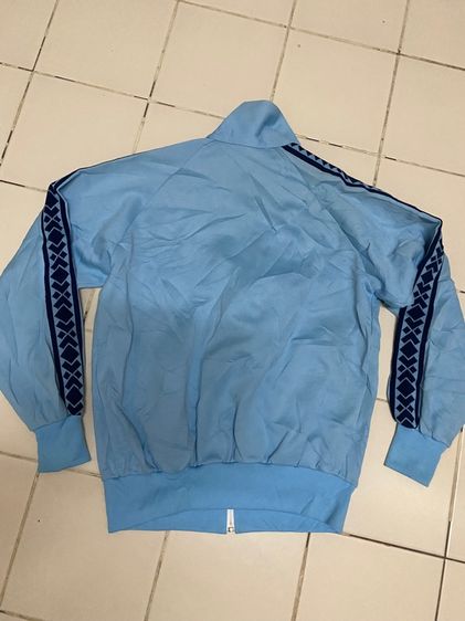 เสื้อแจ็คเก็ตวอร์ม รูปที่ 2