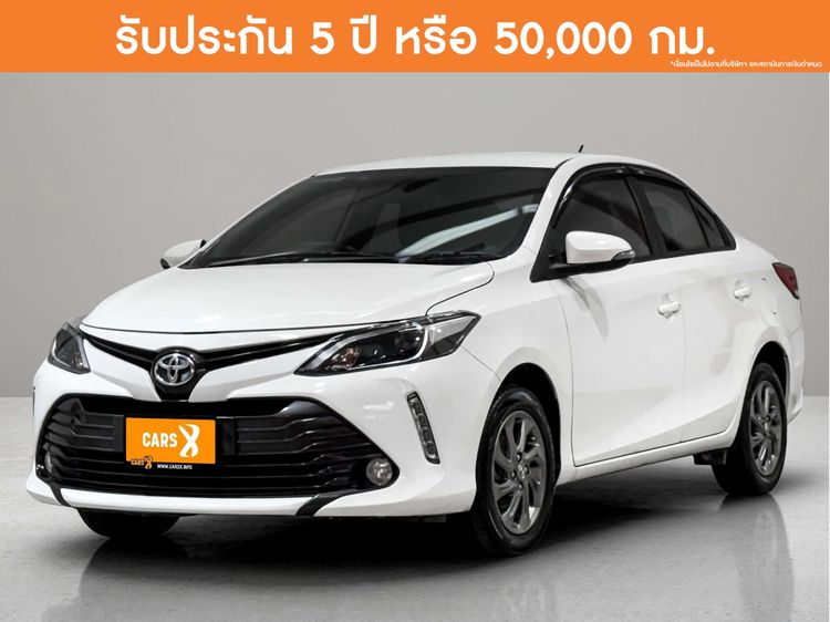 รถ Toyota Vios 1.5 Mid สี ขาว