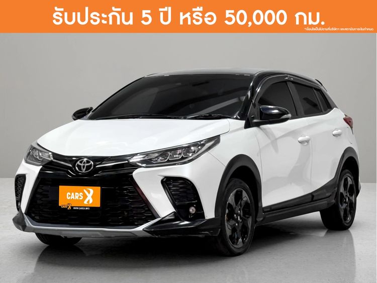 รถ Toyota Yaris 1.2 Sport Premium X สี ขาว
