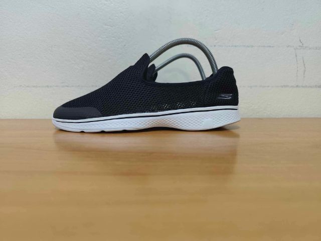 SKECHERS SlipOn 41.0 26.0 แท้ มือสอง  รูปที่ 2