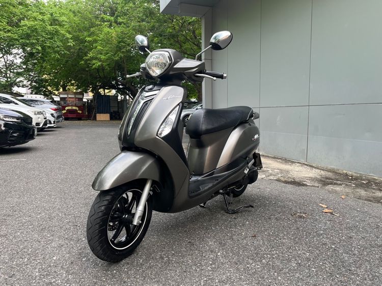 Yamaha รุ่น Grand filano รถบ้านสวยๆ