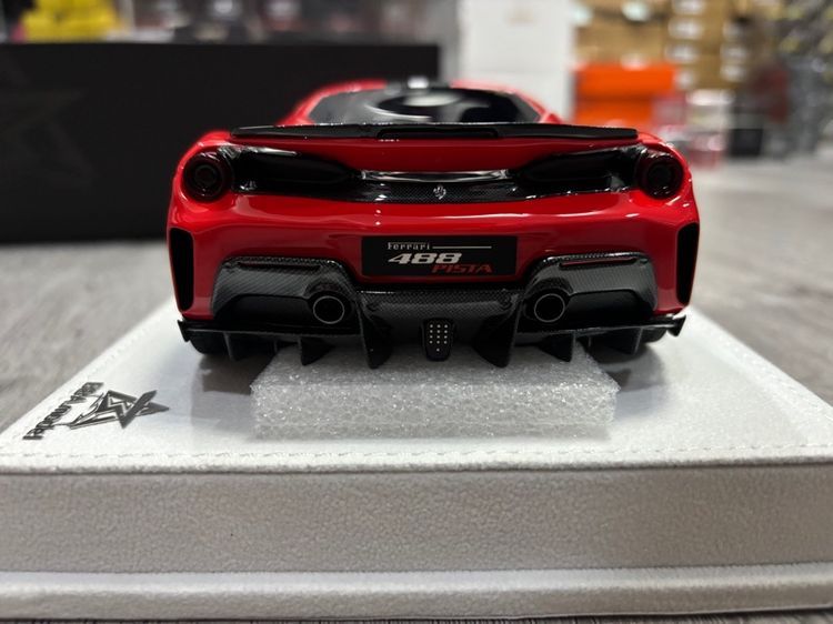 model ferrari 488 pista รูปที่ 4
