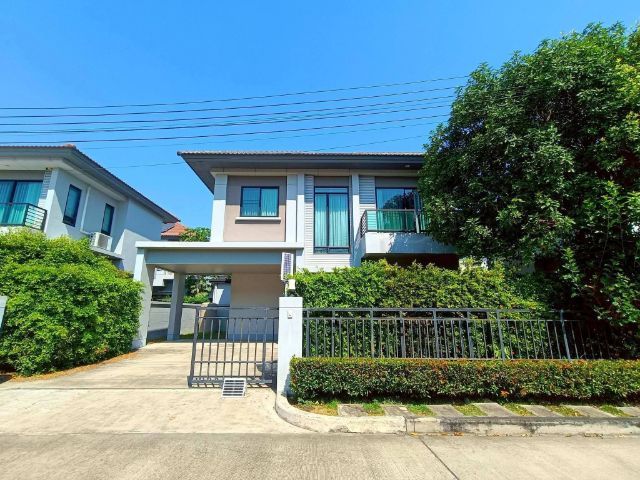 บ้านเดี่ยวรามอินทรา  หมู่บางกอกบูเลอวาร์ด