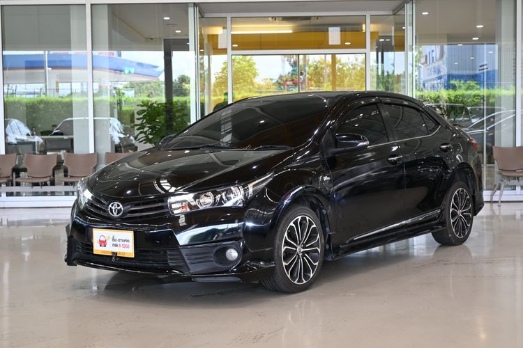 Toyota Altis 2015 1.8 Esport Sedan เบนซิน ไม่ติดแก๊ส เกียร์อัตโนมัติ ดำ รูปที่ 4