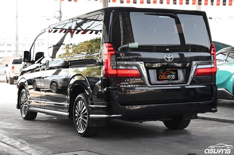 Toyota Majesty 2020 2.8 Premium Van ดีเซล ไม่ติดแก๊ส เกียร์อัตโนมัติ ดำ รูปที่ 3