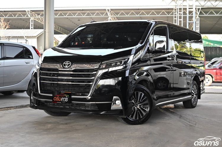 รถ Toyota Majesty 2.8 Premium สี ดำ