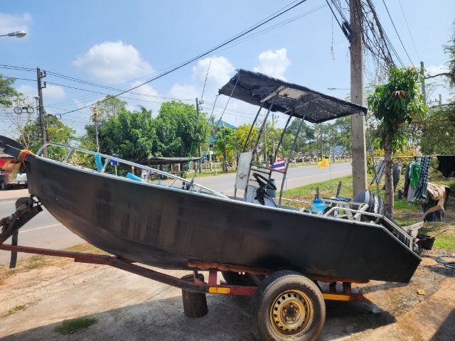 บริการเรือตกปลา พร้อมคนขับ เรืออยู่ระยอง ทะเลแหลมแม่พิมพ์  