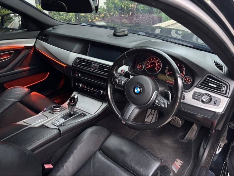 BMW Series 5 2011 520d Sedan ดีเซล ไม่ติดแก๊ส เกียร์อัตโนมัติ ดำ รูปที่ 2