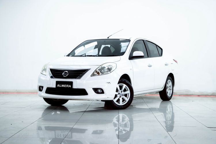 รถ Nissan Almera 1.2 VL สี ขาว