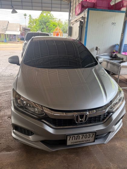 Honda City 2018 1.5 V Sedan เบนซิน ไม่ติดแก๊ส เกียร์อัตโนมัติ บรอนซ์เงิน รูปที่ 2