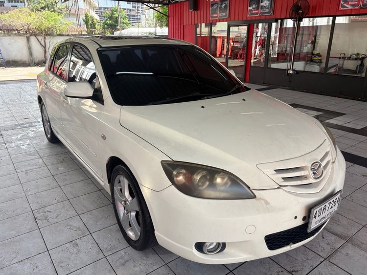 รถ Mazda Mazda3 2.0 E สี ขาว