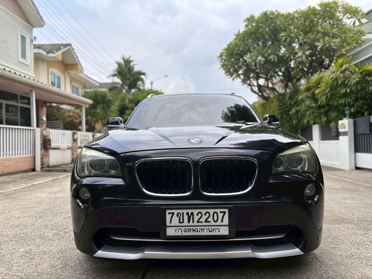 รถ BMW X1 2.0 sDrive18i สี ดำ