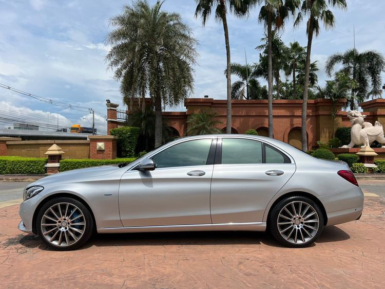 Mercedes-Benz C-Class 2018 C350e Sedan เบนซิน เกียร์อัตโนมัติ เทา รูปที่ 3