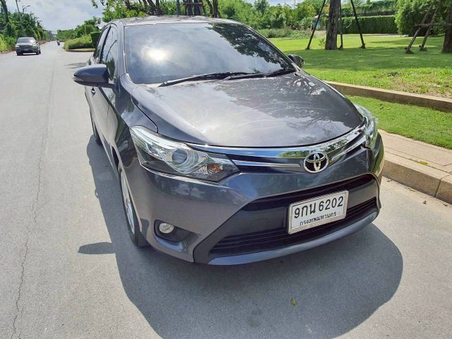 รถ Toyota Vios 1.5 G สี เทา