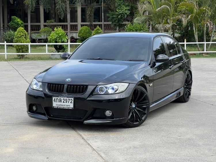 รถ BMW Series 3 320i สี ดำ